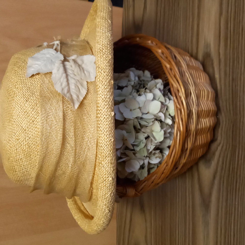 Beautiful Liz Clairborne Straw Hat